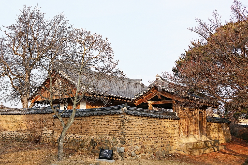 하회마을,안동,한옥,기와집,한옥집,전통집,집,옛날집,자연,풍경,겨울,건물,문화재,한국전통,한국문화,korean traditional,korean culture