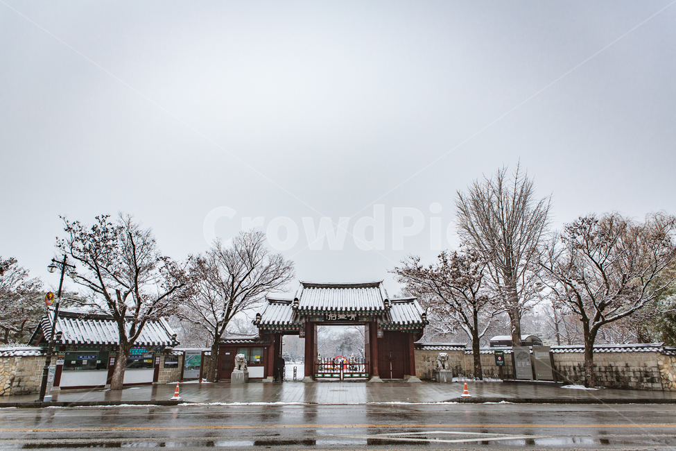 광한루원,광한루,광한루정문,눈,첫눈,겨울,계절,winter,season,랜드마크,landmark,tourist attraction,한국랜드마크,한국관광지,한국명소,korea landmark,korea tourist attraction