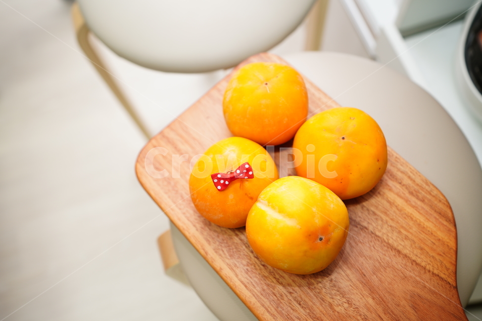 감,과일,열매,식품,푸드,음식,먹거리,도마,나무,wood,plant,식물,fruit,과일,열매,fruit