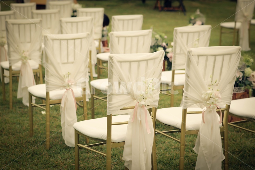 의자,풀밭,장식,낭만,감성,결혼,혼례,웨딩,wedding,marriage,marry,기념일,축하,anniversary,congratulation,celebrate,celebration,사물,물건,오브젝트,thing,object,matter