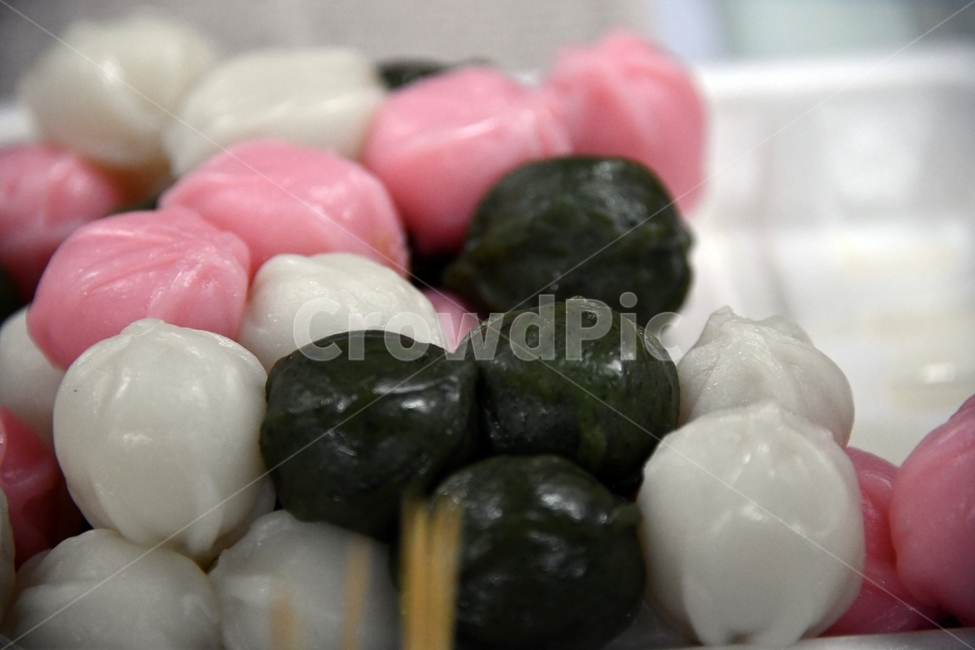 분홍색,떡,꿀떡,음식,분홍떡,음식,식재료,요리,food,cook,meal,dishes,food reserves,한식,한국음식,한국요리,korean food,korean dishes,korean meal,korean cook
