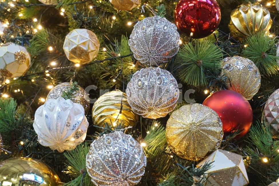 bulb,Santa Claus,winter,christmas,Yearend,ornamental tree,Santa,bell tree,christmas lights,Bell,decorative bells,decorative light bulb