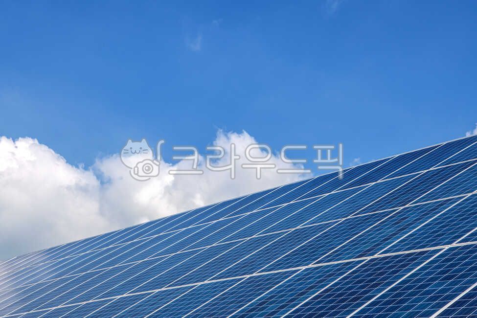 태양광,전지판,대체에너지,패널,태양에너지,재생에너지,신재생,지열판,기술,실외,파란색,전기에너지,햇빛,지붕,하늘,솔라,구름낀,태양전지판,흐림,흐린,산업,구름,그린에너지,환경,경고,구름가득,파워,친환경,녹색,맑은,파란,푸른