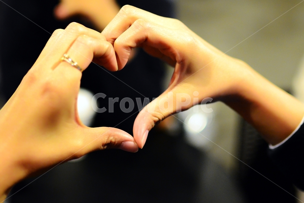 하트,손하트,감성,사랑,love,신체일부,몸,body,손,제스처,표시,손짓,표현,gesture,hand,sign,expression,감정표현,기분,feeling,emotion
