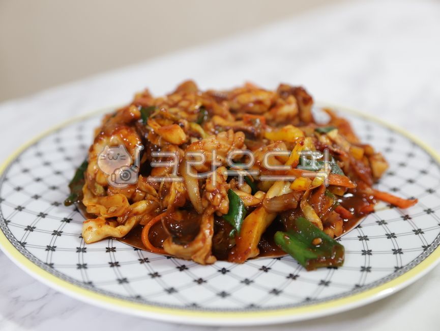 cabbage,onion,kdreancook,redpepperpaste,green onion,stirfriedfood,spicy,Stirfried squid,chili powder,calamari,koreancuisine,squid,Spicy,snack,plate,chili pepper paste,vegetable,stirfriedsquid,redpepperpowder,stirfried dishes,Korean food,ingredients,cookin
