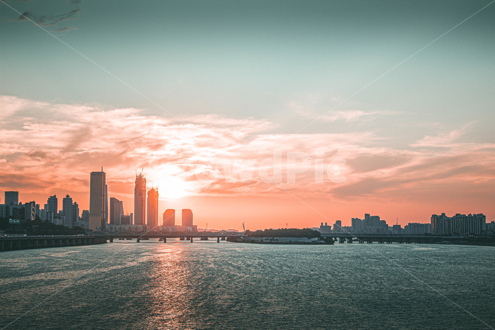 한강,여의도,노을,서울,한강뷰,63빌딩,seoul,풍경,landscape,river,sunset,skyscraper,도시,풍경,city,landscape,한국도시풍경,한국도시경관,korea cityscape,outdoors,옥외