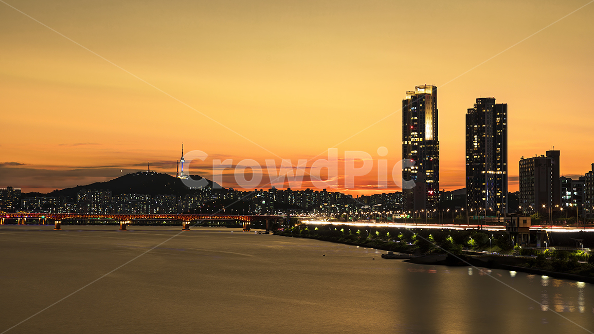 city,building,urban,한강,트리마제,한강노을,남산,남산일몰,한강일몰,한강해너미,야경,한강야경,도시야경,성수동,도시,건물,랜드마크건물,저녁노을,자양동,성동구,야경,밤,풍경,nightscape,night,landscape,도시,city,한국도시풍경,한국도시경관,korea cityscape