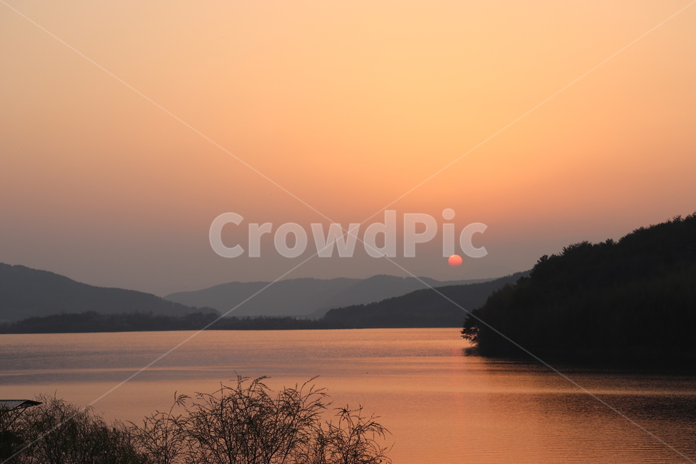 노을,풍경,감성,진주,진양호,자연,풍경,nature,landscape,한국자연풍경,한국자연경관,korea nature landscape,outdoors,옥외,dawn,새벽,sunset,일몰,red sky,붉은 하늘,sky,하늘,dusk,황혼,sunlight,햇빛