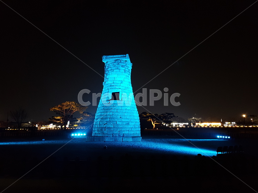 경주,첨성대,탑,tower,야경,조각상,동상,석상,조형물,statue,bronze statue,stone statue