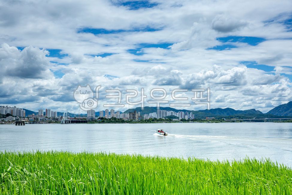 의암호,여름사진공모전,춘천시,여름,호수,모터보트,파란하늘,춘천의암호,자연,옥외,water