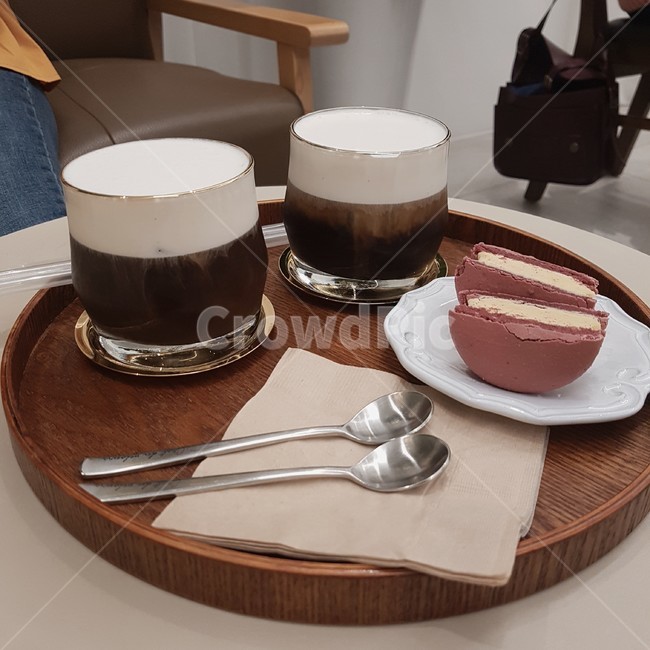 아인슈패너,마카롱,비엔나커피,카페,디저트