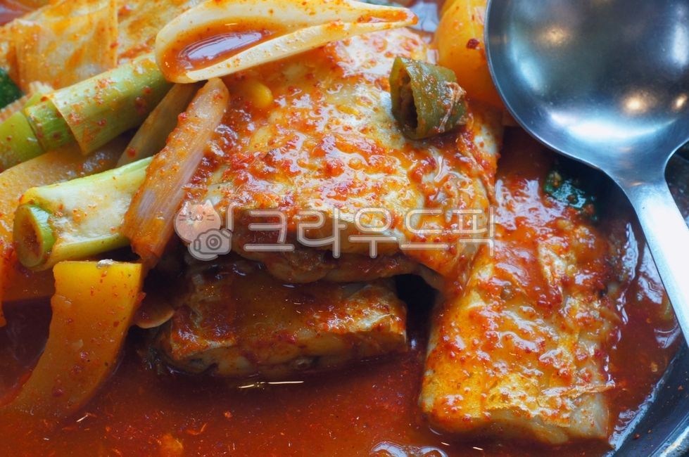 갈치조림,galchijorim,braisedcutlassfish,stewedjejubeltfish,太刀魚の煮付け,カルチジョリム,생선요리,seafood,fish,fishdishes,fishcuisin,제주갈치조림,한국음식,localfood,향토음식,제주향토음식,jejulocalfood,음식,food,kfood,요리,플레이팅,foodpresentation,plating