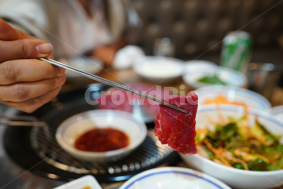 육사시미,고기,안주,먹거리,육류,음식,푸드,육식,소고기,한우,음식,식재료,요리,food,cook,meal,dishes,food reserves,육류,고기,meat,한식,한국음식,한국요리,korean food,korean dishes,korean meal,korean cook
