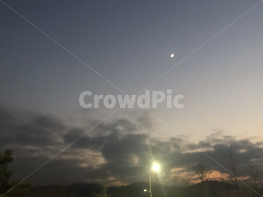 저녁,감성,하늘,달빛,노을,sky,night,moon,야경,밤,풍경,nightscape,night,landscape,flare,플레어,light,빛