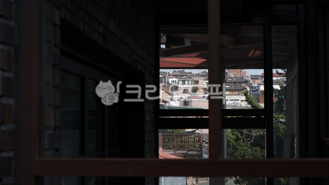 view,handrail,window,Handrail