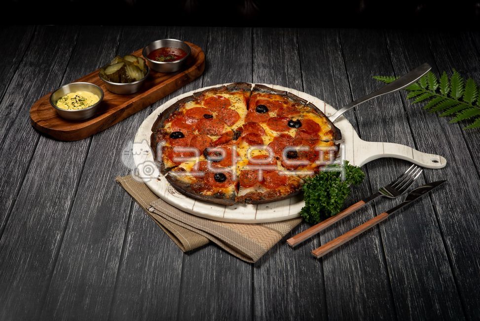 Beer snacks,pizza,snack,Pepperoni Pizza,pepperoni