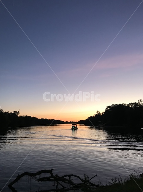 nature,자연,옥외,outdoors,toronto,sky,하늘,물,water,강,river,island,섬,redsky,일몰,풍경,sunset,붉은하늘
