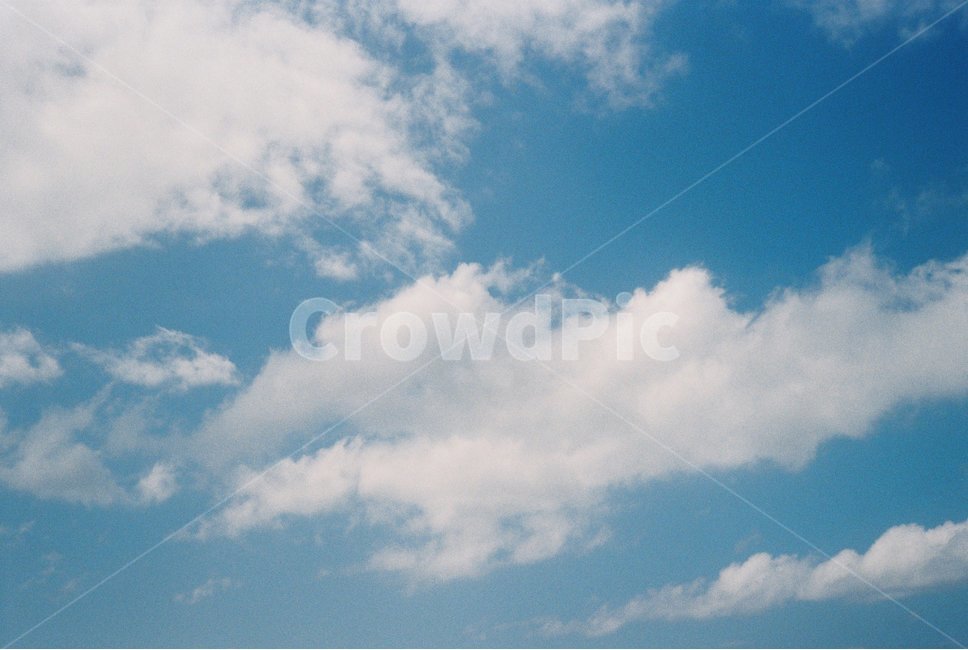 구름,하늘,날씨,맑음,분위기,자연,nature,outdoors,azuresky,sky,필름,필름사진,필름카메라,필카,film,filmphoto,filmphotogrph