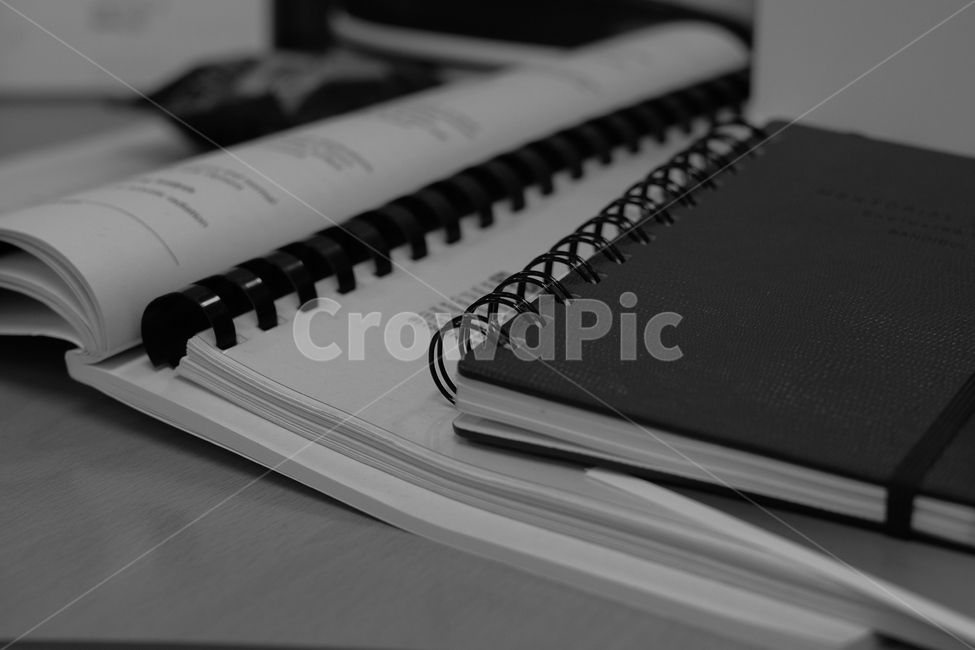 노트,기록,수첩,메모,공부,흑백,모노톤,monochrome,black and white,교육,학교,공부,education,learning,study,school