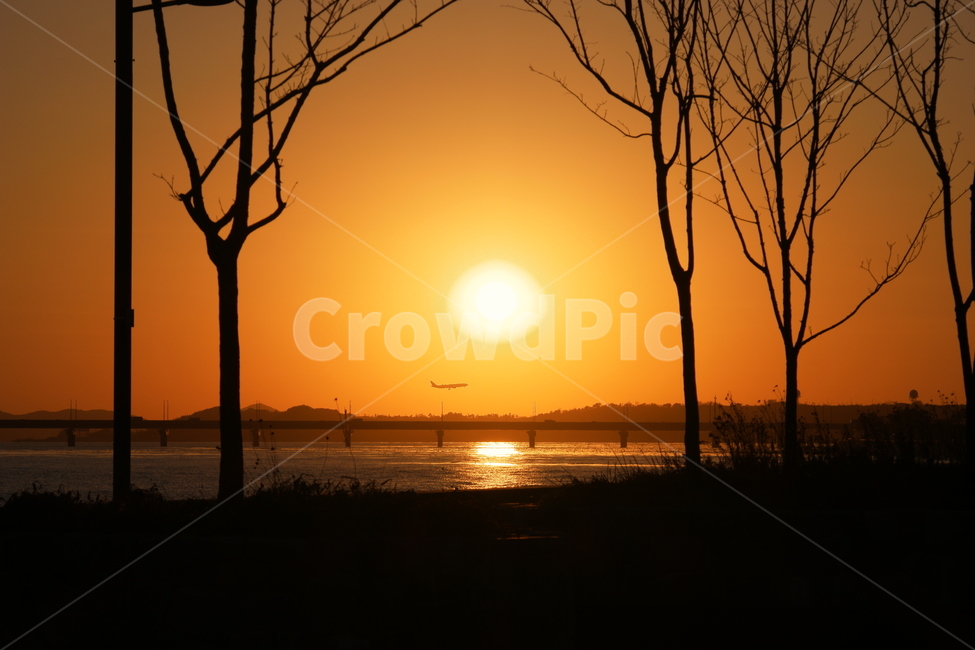 영종도석양,노을,지는해,석양,영종도,자연,풍경,nature,landscape,sunlight,햇빛,outdoors,옥외,dusk,황혼,sunset,일몰,sky,하늘,dawn,새벽,red sky,붉은 하늘