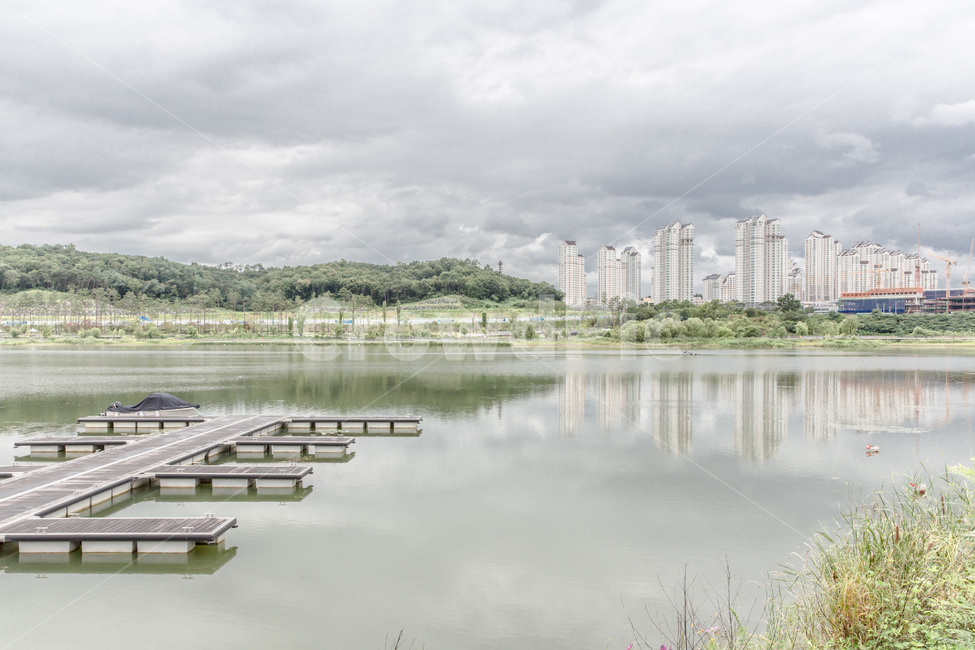반영,호수공원,구름,일상,풍경,도시,풍경,city,landscape,한국도시풍경,한국도시경관,korea cityscape,water,물,waterfront,워터 프론트