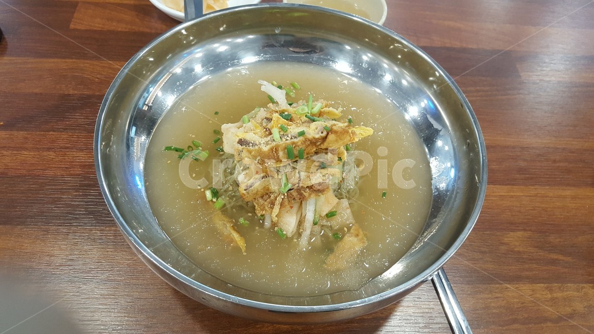 음식,여름음식,냉면,육전냉면,물냉면,면요리,시원한음식