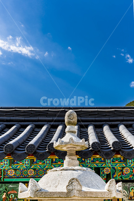 삼천사,석등,기와,지붕,사찰,고건축,전통건축,단청,하늘,한국전통,한국문화,korean traditional,korean culture