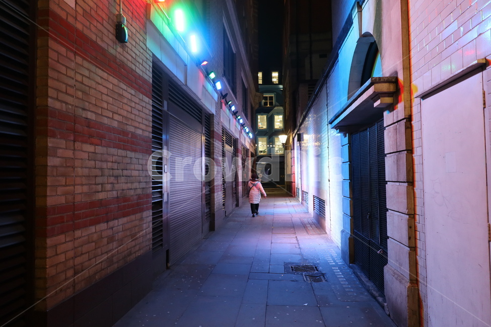 영국,유럽,도시,거리,town,city,street,building,건물,사람,골목길,alley