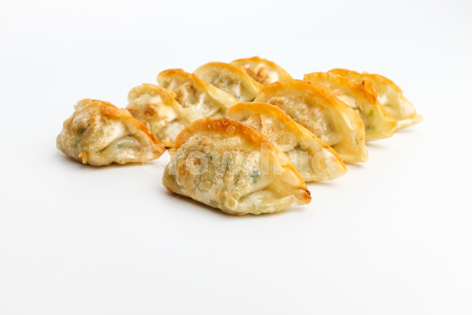 만두,밀가루,밀가루음식,중국문화,중국음식,딤섬,돼지고기,야채,식사,음식,재료,식재료,음식재료,중국요리,간단한음식,튀긴,찐,간식,짠,맛있는,감칠맛,기름진,음식,식재료,요리,food,cook,meal,dishes,food reserves