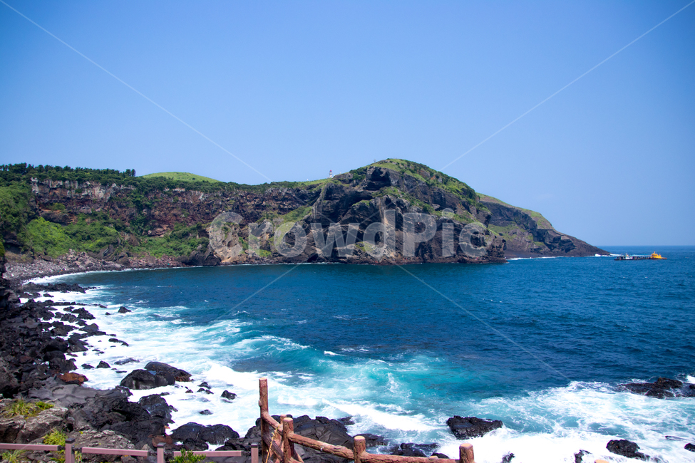 제주도,우도,해변,섬,여행,자연,풍경,nature,landscape,한국자연풍경,한국자연경관,korea nature landscape,제주도,jeju,jeju island,promontory,곶,outdoors,옥외,sea,바다,ocean,대양,water,물,shoreline,해안선,land,땅