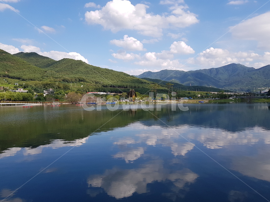 산,구름,못,물,공원,호수,다리,계곡,하늘,파란하늘,자연,옥회