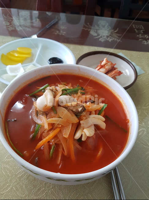 짬뽕,음식,매운짬뽕,해물짬뽕,맛깔나는,음식,식재료,요리,food,cook,meal,dishes,food reserves,중식,중국음식,중화요리,chinese food,chinese dishes,chinese meal,chinese cook
