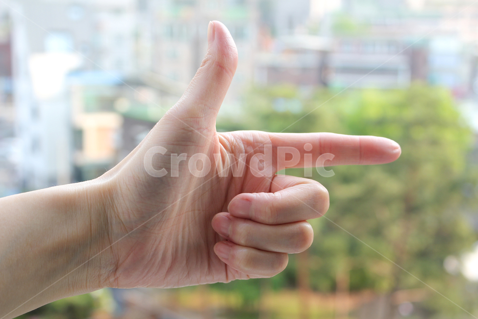 손,핸드,여자,여자손,성인,어른,사람,인체,신체,신체부위,부위,가위,손가락,엄지손가락,엄지,검지,팔목,사람,인물,인간,human,person,신체일부,몸,body,손,제스처,표시,손짓,표현,gesture,hand,sign,expression