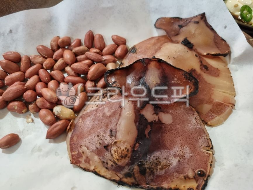 Grilled Squid Butter,cuttlefis,grilledsquidbutter,Delicious food,roastedbutter,cuttlefishbutterroast,food,Butter grilled,cuttlefish,deliciousfood,calamari,Butter grilled cuttlefish,peanut,cooking,roastedbutte,squid