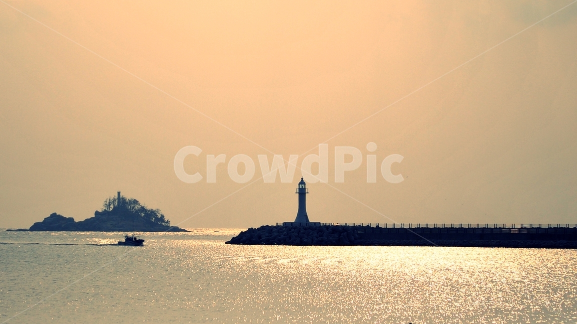 노을,석양,해질녘,섬,바다,sunset,dusk,eveningsun,island,sea,자연,풍경,nature,landscape,등대,lighthouse,architecture,건축물,building,건물,tower,탑