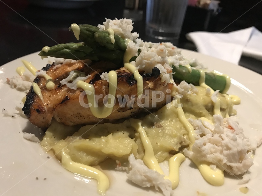 음식,치킨,닭고기,food,chicken,노란,노랑,아스파라구스,westernfood,western,서양음식,식사,부드러운,촉촉,식감,maincourse,main,course,meal,cuisine,요리,서양요리,음식,식재료,요리,food,cook,meal,dishes,food reserves,양식,서양음식,서양요리,western food,western dishes,western meal,western cook