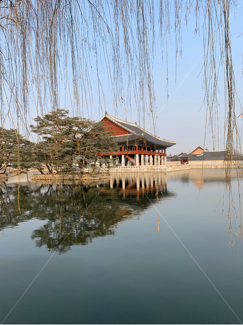 경복궁,경회루,호수,궁,한국,한국전통,한국문화,korean traditional,korean culture,랜드마크,landmark,tourist attraction,한국랜드마크,한국관광지,한국명소,korea landmark,korea tourist attraction,건축물,건물외관,exterior,building,structure,architecture,construction
