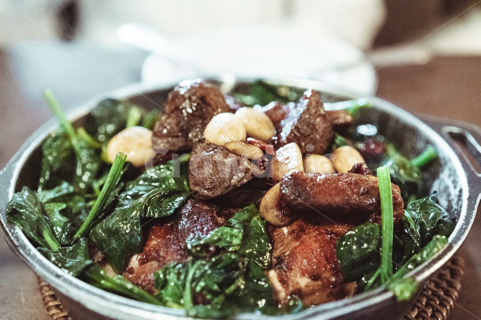 치킨,요리,chicken,food,dish,바베큐,barbeque,cuisine,음식,시금치,spinach,야채,마늘,garlic,vegetable,닭고기,맛있는,음식,식재료,요리,food,cook,meal,dishes,food reserves,육류,고기,meat