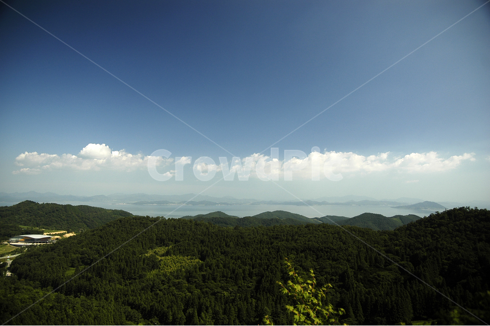자연,하늘,구름,휴가,휴식,자연,풍경,nature,landscape,outdoors,옥외,mountain range,산맥,mountain,산,tree,나무,plant,식물