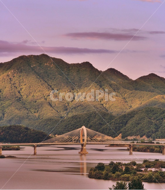 풍경,자연,해,햇살,다리,대교,강,자연,풍경,nature,landscape,한국자연풍경,한국자연경관,korea nature landscape,감성,sensible,feeling,색깔,색상,색채,색감,color sense,color sensitivity,feeling of color,outdoors,옥외,scenery,mountain,산,mountain range,산맥