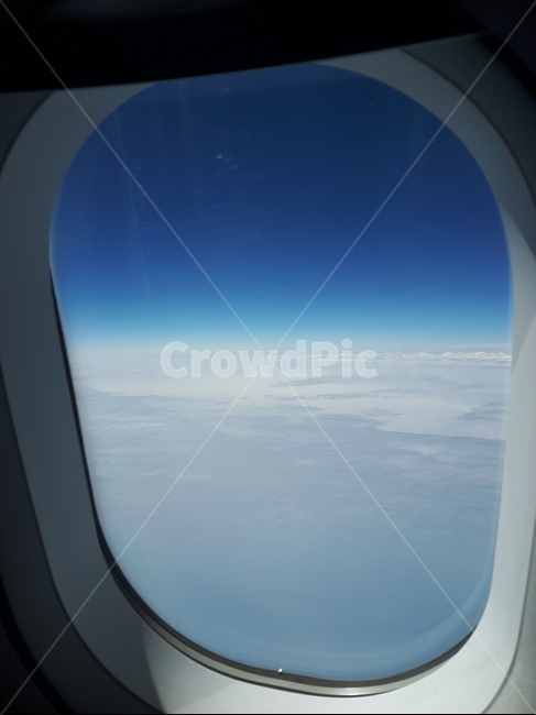 window,창문,porthole,현창,하늘,비행,교통,교통수단,traffic,transportation