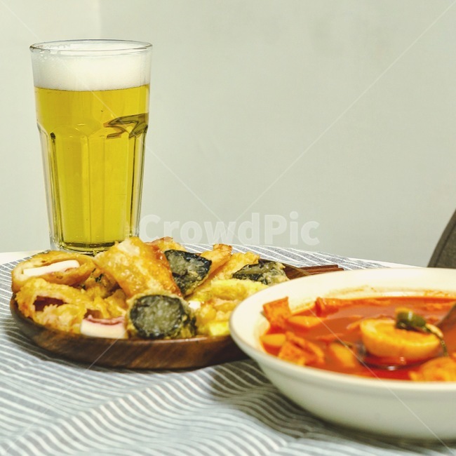 떡볶이,튀김,맥주,음식,food,koreanfood,beer,음식,식재료,요리,food,cook,meal,dishes,food reserves