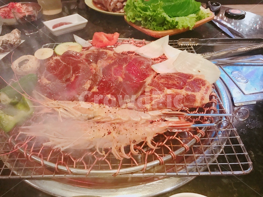 고기,새우,등심,숯불,화로,구이,고깃집,쌈무,meat,beef,깻잎,bbq,korean,food,foods,음식,shrimp