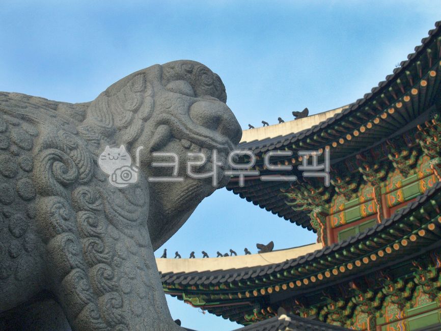 palace,Palace,eaves,stone statue,hatch,Haechi Award,Haitai,Gwanghwamun,old palace,Haitai Award