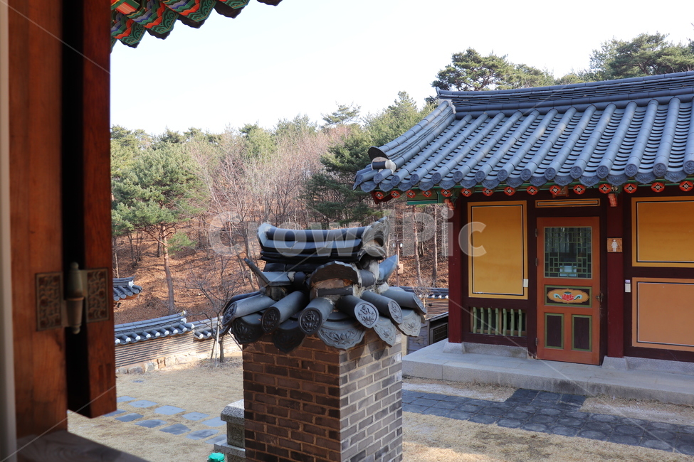building,건물,architecture,건축물,worship,신사,shrine,신전,temple,예배,절,전통,traditional,한국전통,한국문화,korean traditional,korean culture
