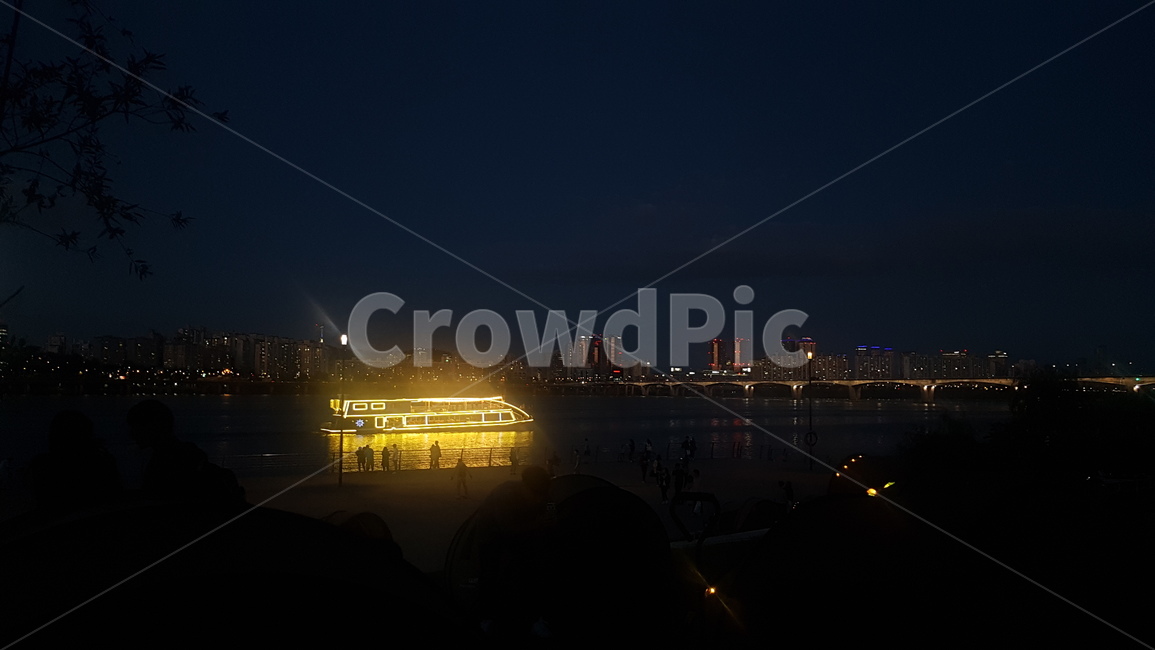 야경,유람선,배,한강,강,저녁,밤,흐림,조명,보트,night,light,서율,river,boat,고독,분위기