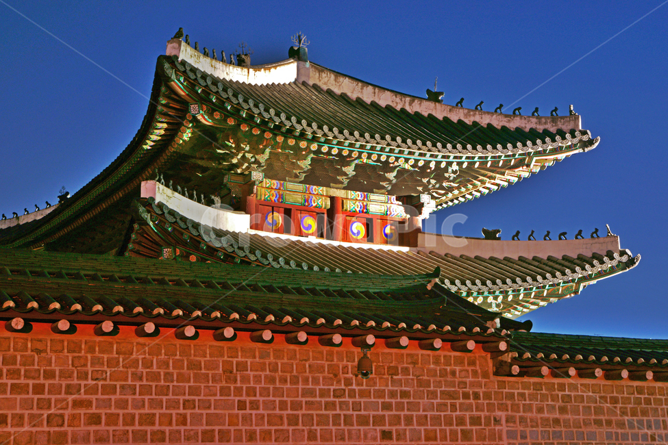 돈화문,창덕궁,궁,궁궐,정문,남문,고궁,누각,야경,야경,밤,풍경,nightscape,night,landscape,한국전통,한국문화,korean traditional,korean culture,랜드마크,landmark,tourist attraction,한국랜드마크,한국관광지,한국명소,korea landmark,korea tourist attraction,건축물,건물외관,exterior,building,structure,architecture,construction