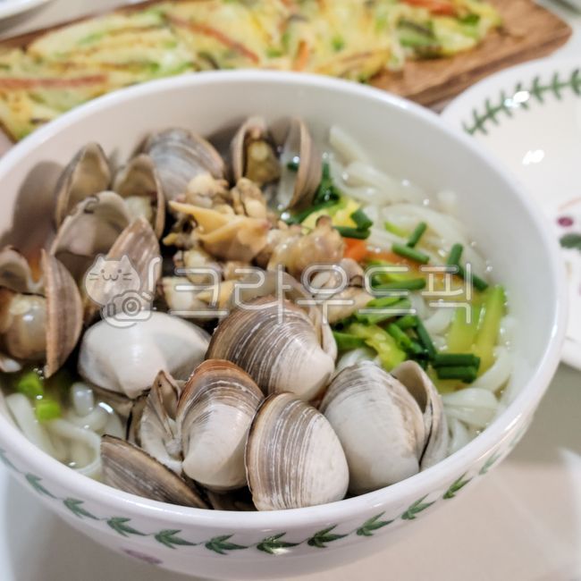 칼국수,조개,바지락,바지락칼국수,동죽,동죽조개,동죽칼국수,food,음식,clam,seafood,해물