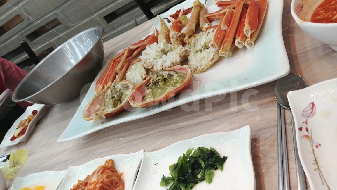 대게,대게찜,강릉맛집,대게요리,킹크랩,게요리,꽃게,홍게,영덕,강릉,속초,대게맛,바닷가,주문진,어시장,주문진시장,음식,식재료,요리,food,cook,meal,dishes,food reserves,수산물,해산물,fishery products,seafood