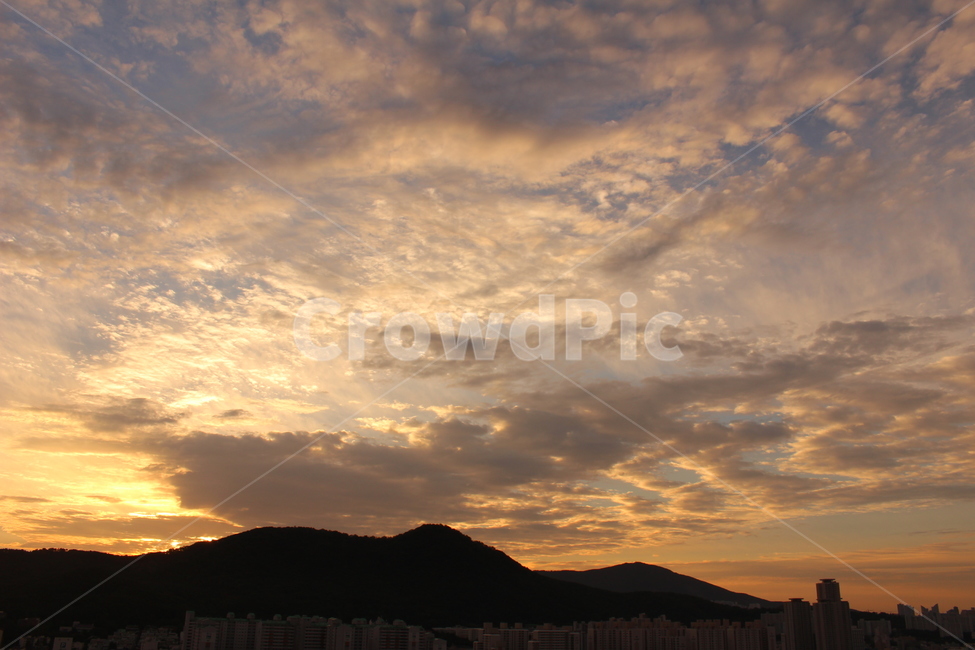 구름,노을,새털구름,감성,산